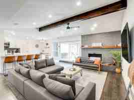 featured image of 2605 Plateau Dr