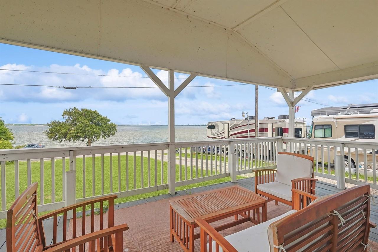 11632 County Road 1083 #1019634P - Photo 3 of 32