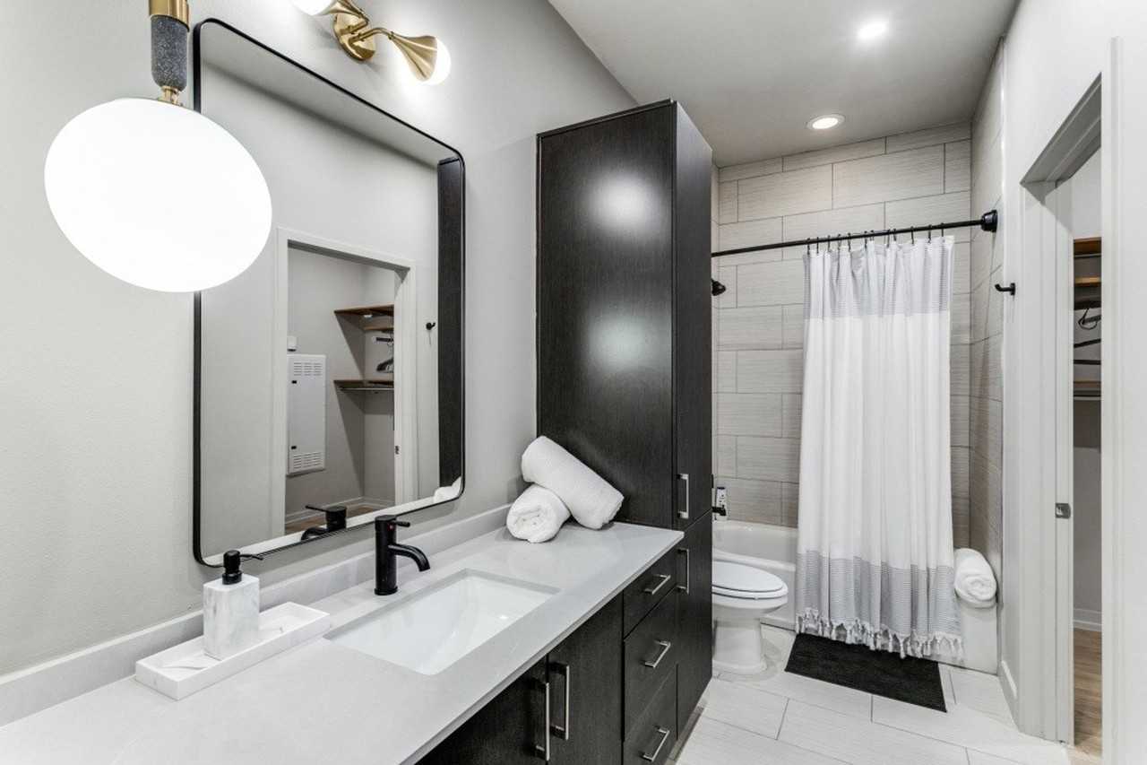 3700 Mckinney Ave #1028906P - Photo 3 of 19