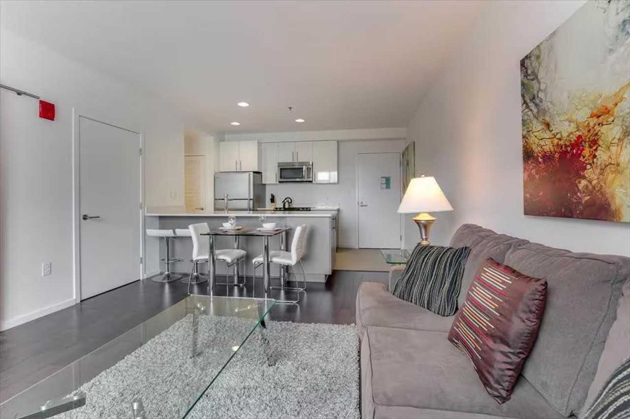 300 Kendall St #1048694P - Photo 3 of 17