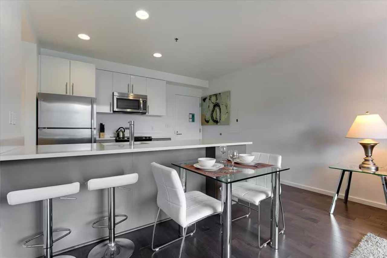 300 Kendall St #1048694P - Photo 5 of 17