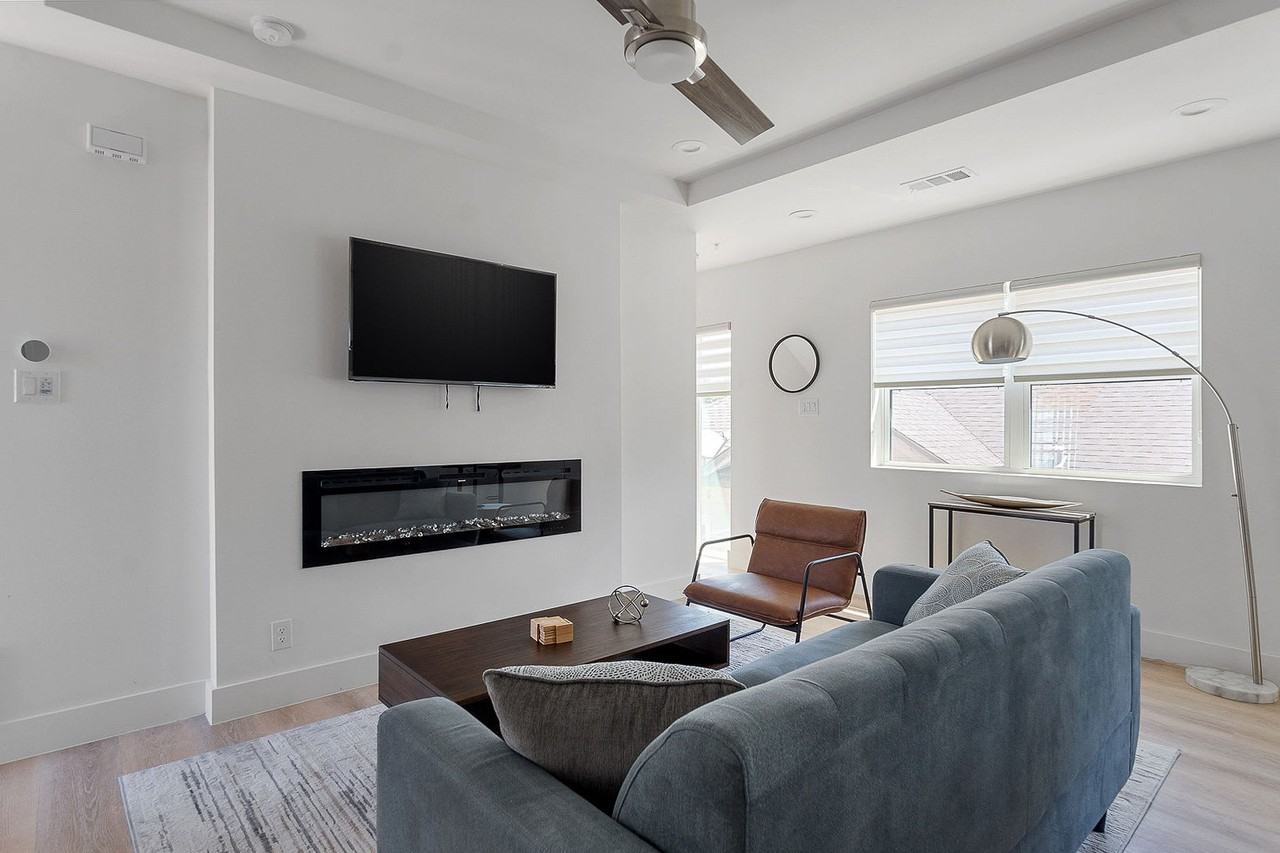 824 Sunset Ave #1024497P - Photo 2 of 20