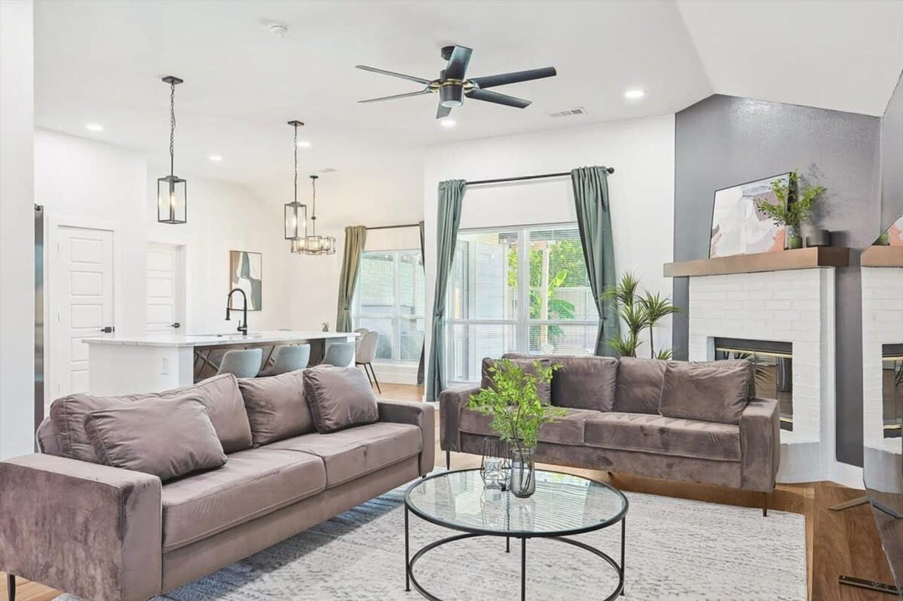 215 Nottingham Dr #1019588P - Photo 4 of 37