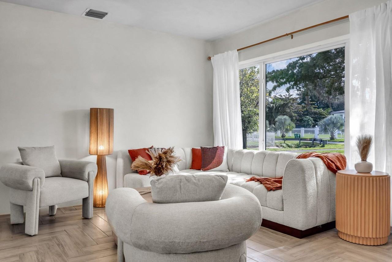 535 N Biscayne River Dr #1049790P - Photo 5 of 24