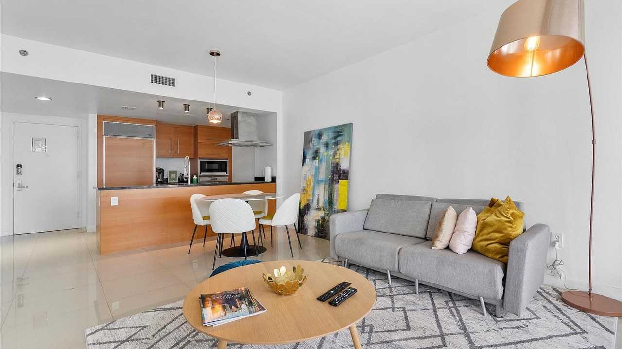 475 Brickell Ave #1049802P - Photo 2 of 28