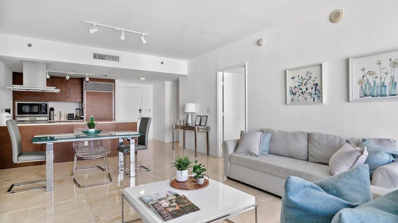 475 Brickell Ave #1049811P - Photo 5 of 27