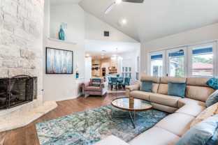 825 Carrie Ln - Photo 1 of 1