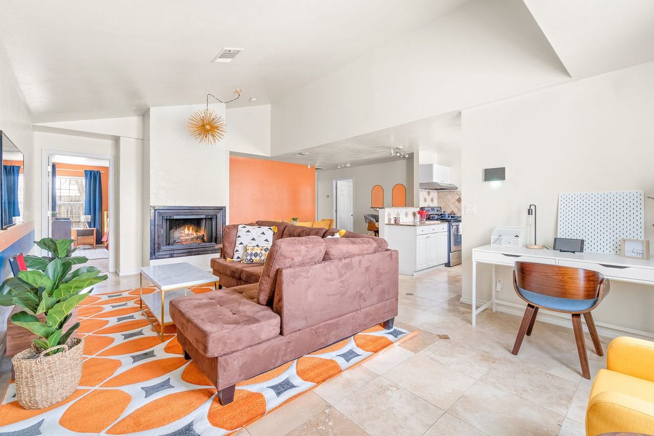 4315 Munger Ave #1018225P - Photo 2 of 19