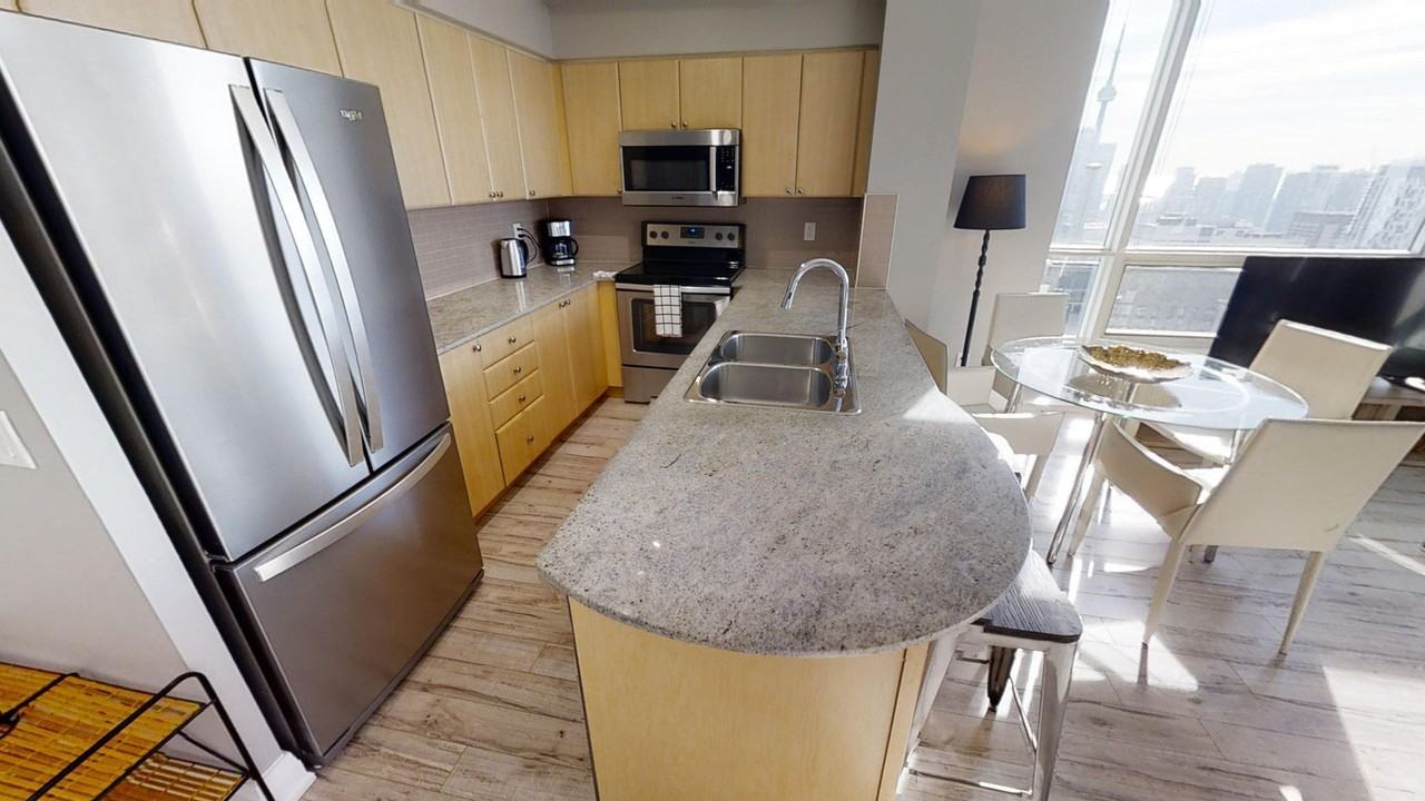 763 Bay Street - Photo 3 of 9