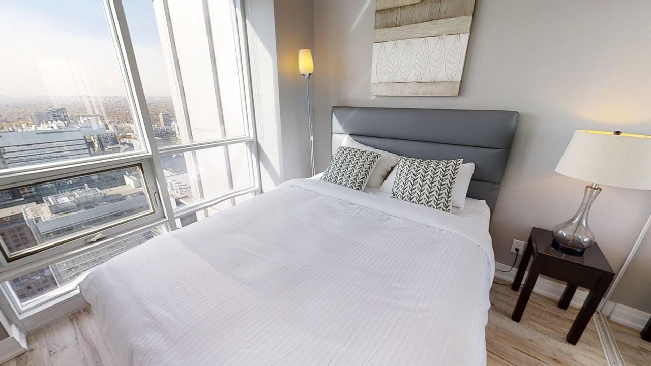 763 Bay Street - Photo 4 of 9