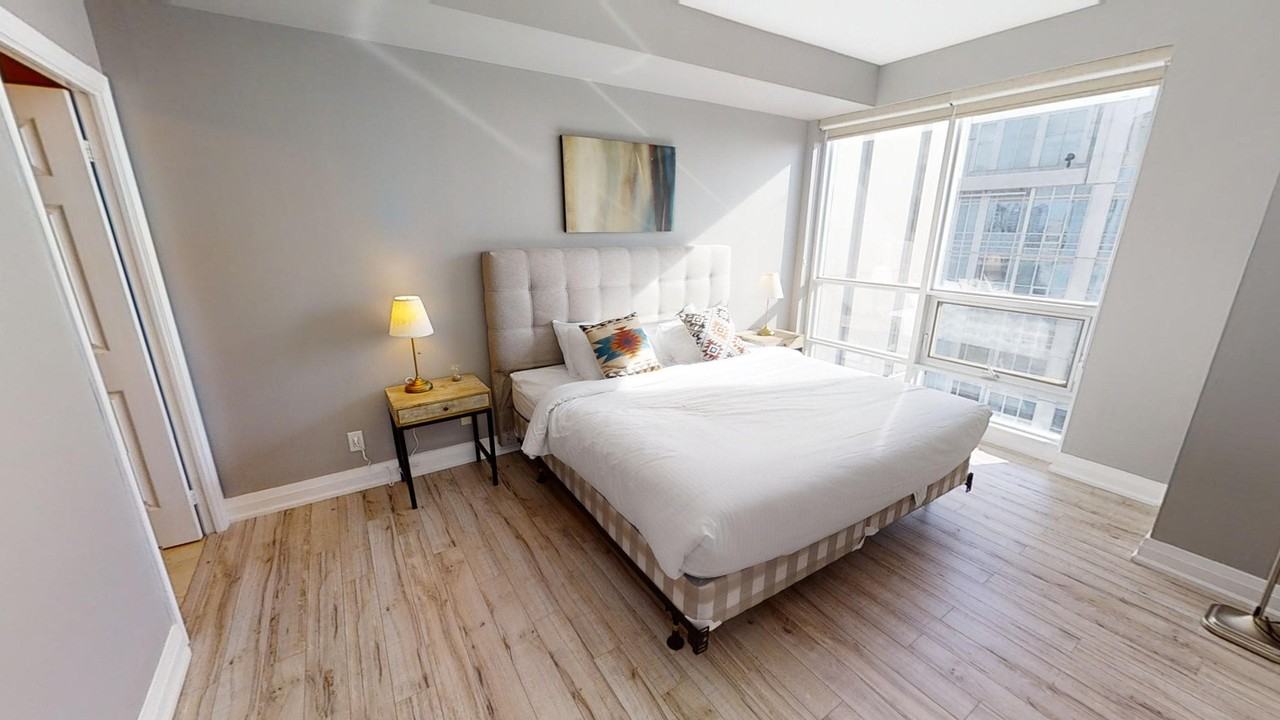 763 Bay Street - Photo 5 of 9