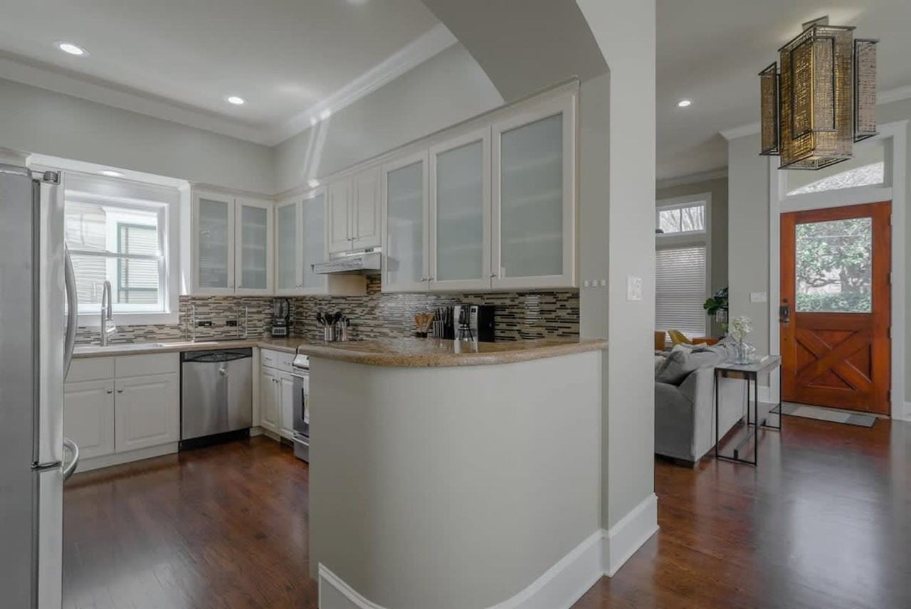 2618 Thomas Ave #1019480P - Photo 6 of 38