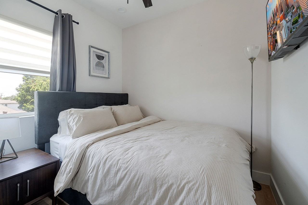 824 Sunset Ave #1024498P - Photo 6 of 27