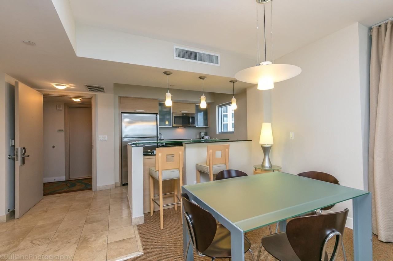 18695 Collins Ave #1049782P - Photo 7 of 18