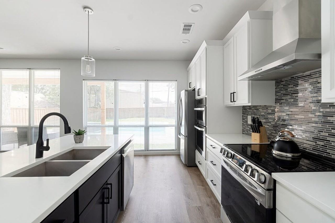 317 Alcalde St #1018276P - Photo 7 of 35