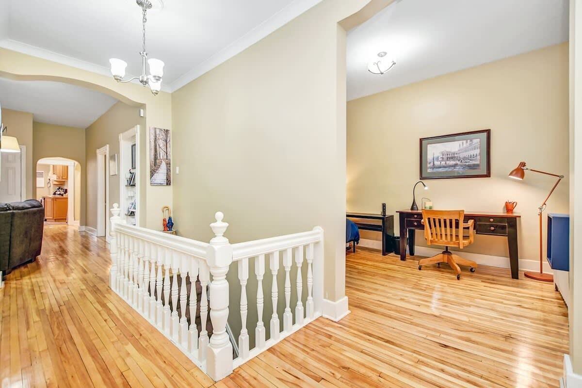 110 Bruyère Street - Photo 3 of 23