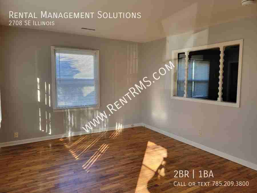 2708 Se Illinois Ave - Photo 3 of 23