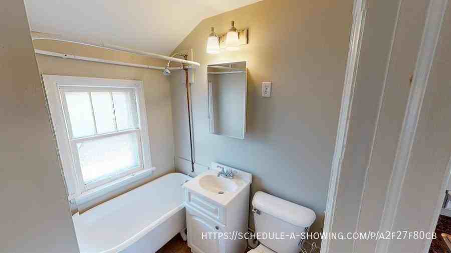 905 Lee St #2 - Photo 5 of 12