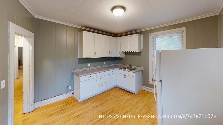 817 N 3rd St #2 - Photo 2 of 10