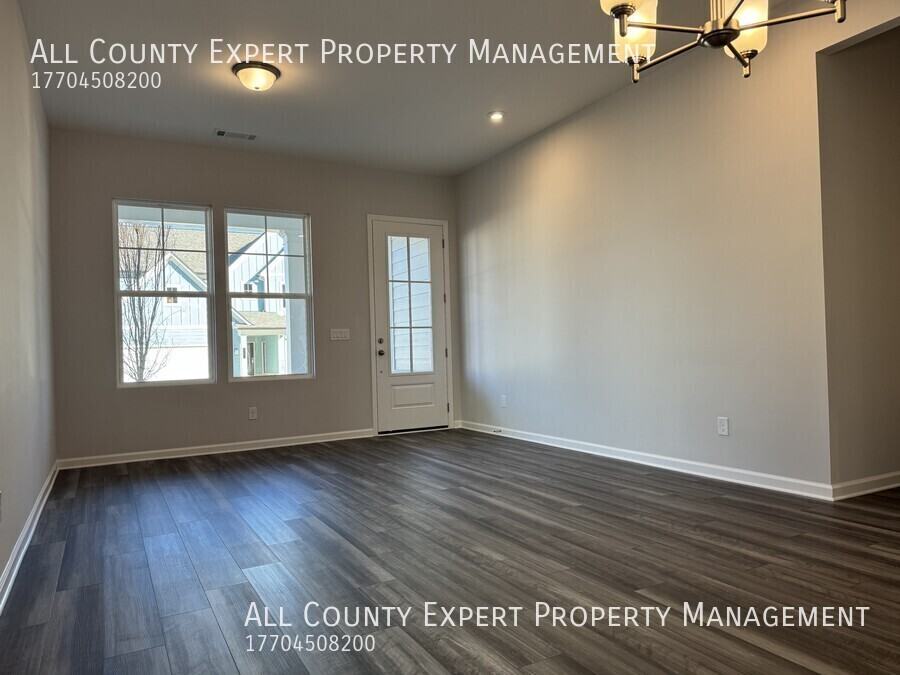 221 Birchwood Row - Photo 2 of 31