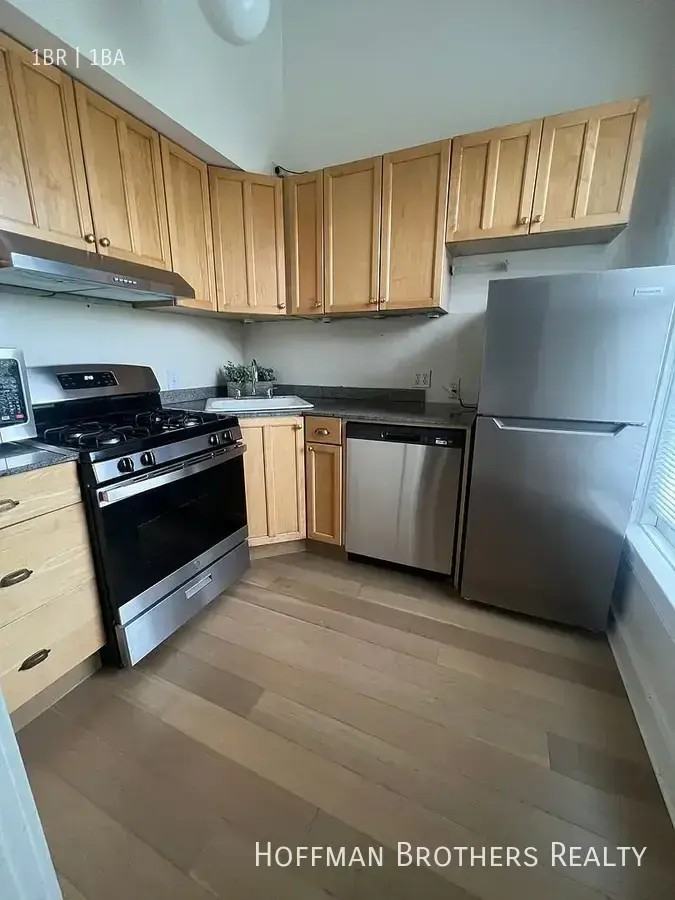 3428 Sacramento St #2A - Photo 2 of 6