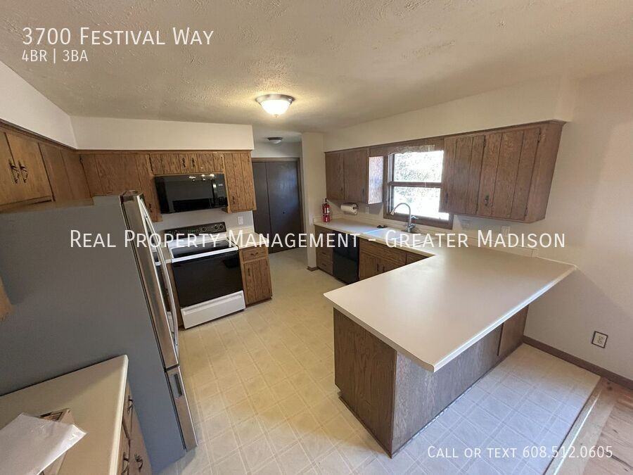 3700 Festival Way - Photo 3 of 22
