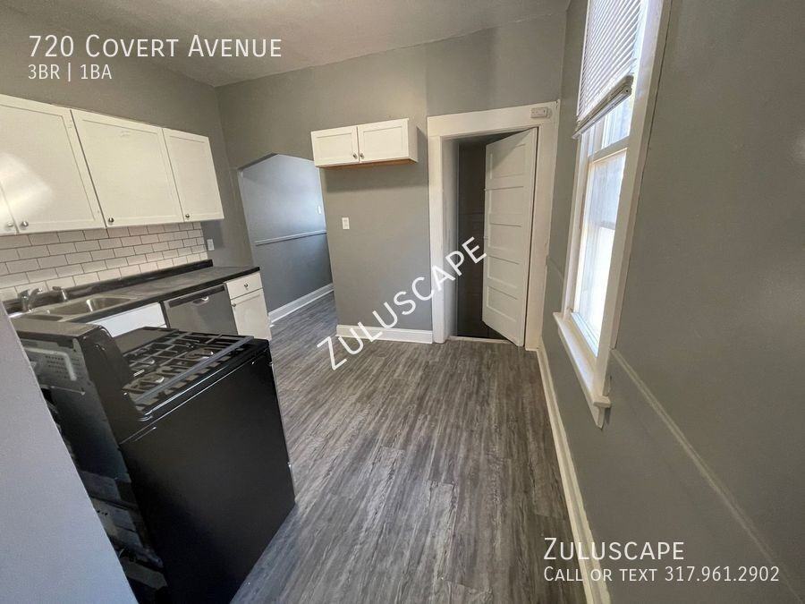 720 Covert Ave - Photo 2 of 16