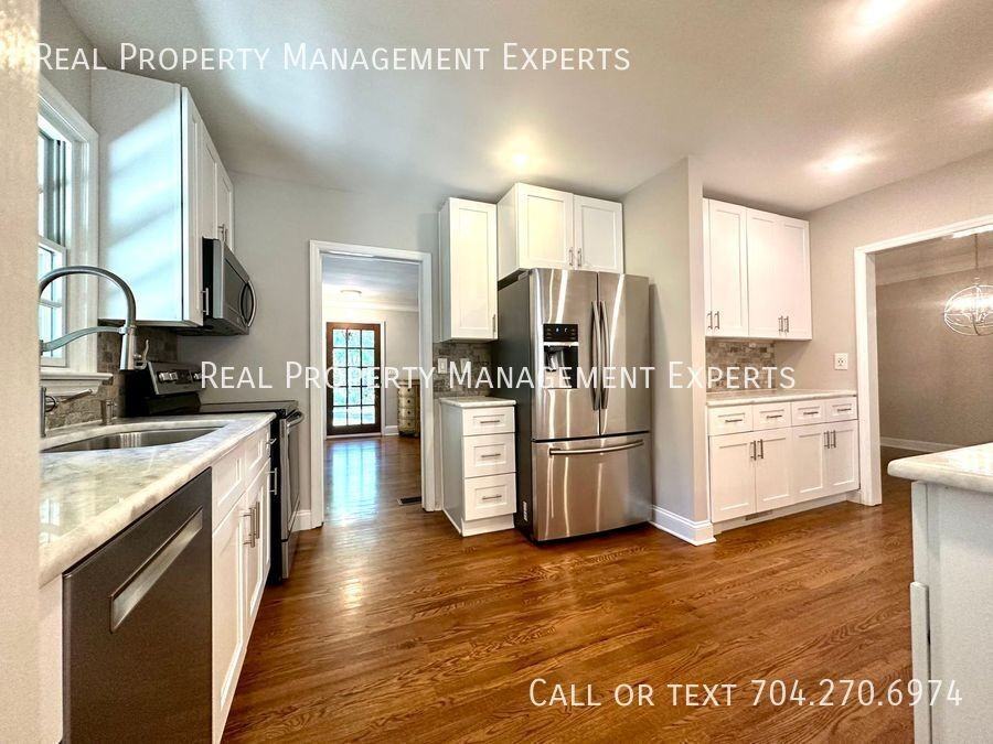 3014 Forest Park Dr - Photo 2 of 26