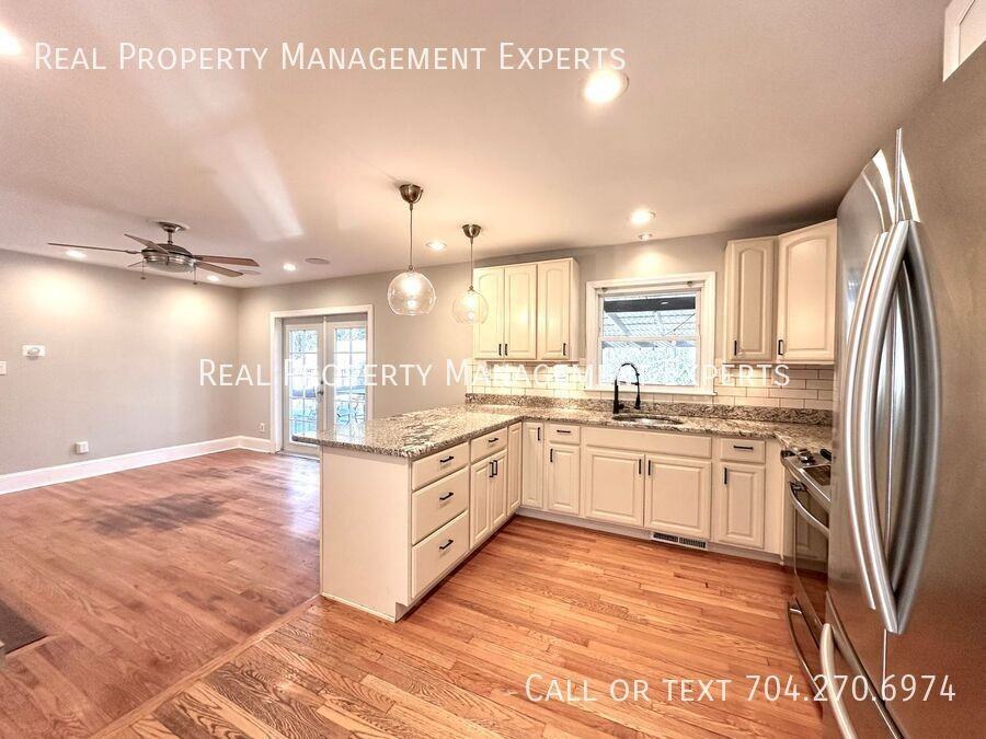 2735 Dunlavin Way - Photo 3 of 22