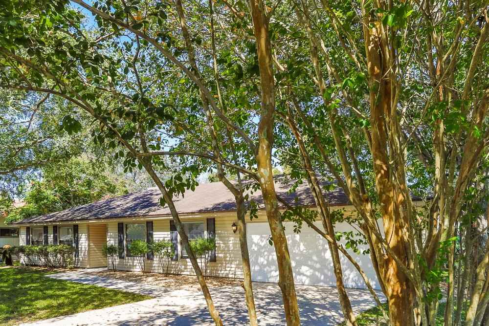 5537 Blackjack Grove Ln - Photo 4 of 16