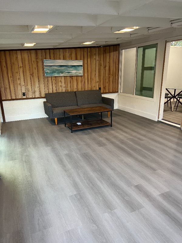 742 Lakebird Dr - Photo 4 of 21