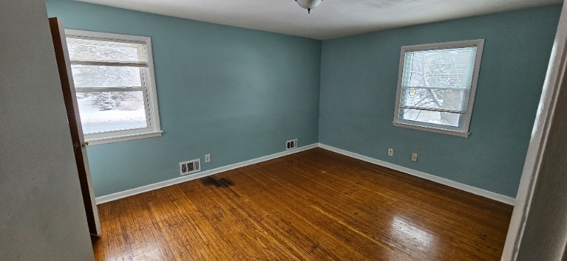 2820 Lake Ave - Photo 3 of 20
