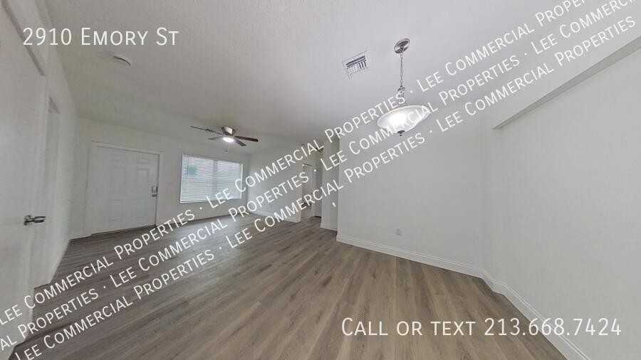 2910 Emory St - Photo 2 of 21