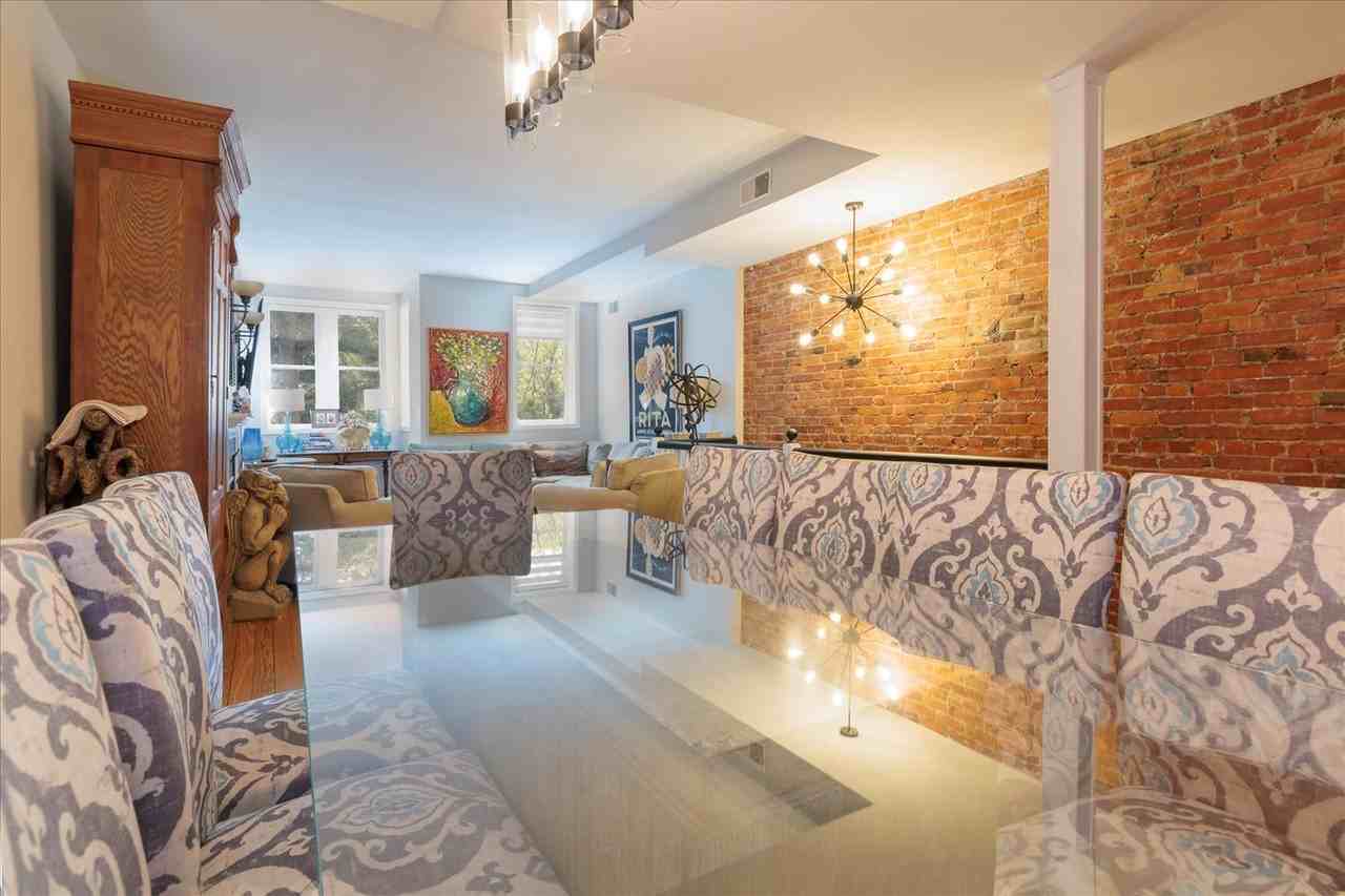 1118 F St Ne #3 - Photo 3 of 35