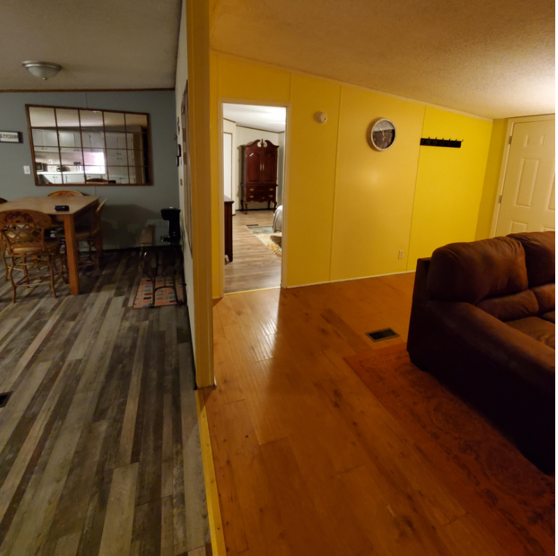 1916 Prescott Ln - Photo 4 of 15