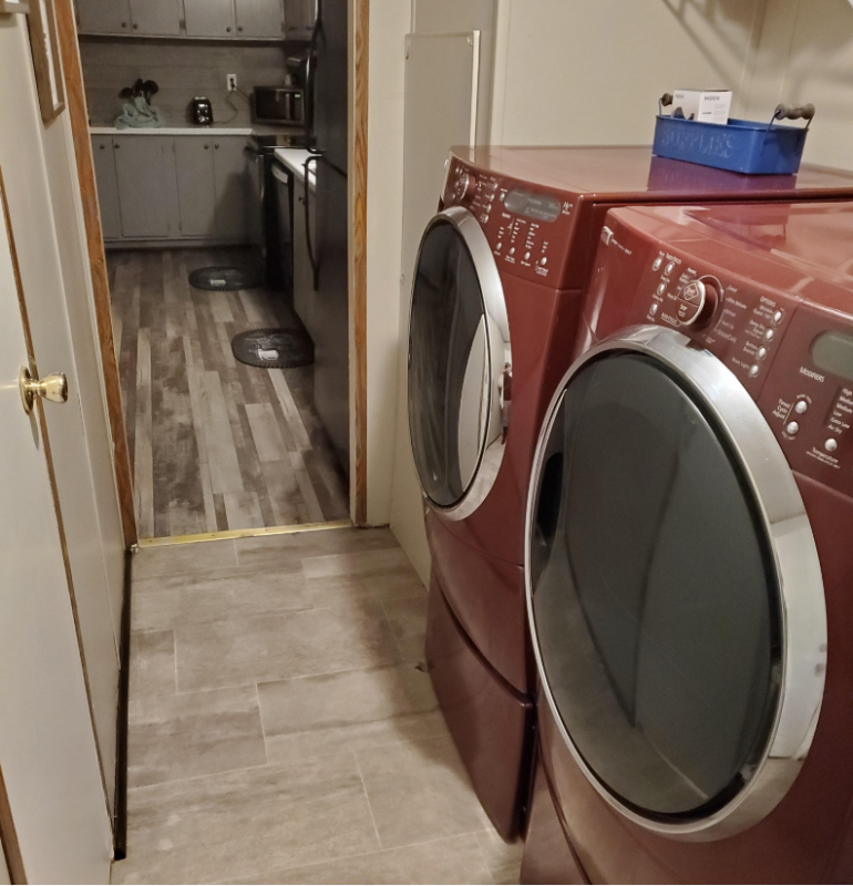 1916 Prescott Ln - Photo 6 of 15