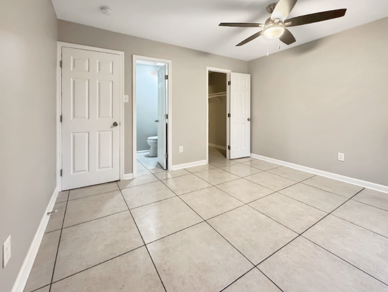 404 Ruth Dr - Photo 2 of 10