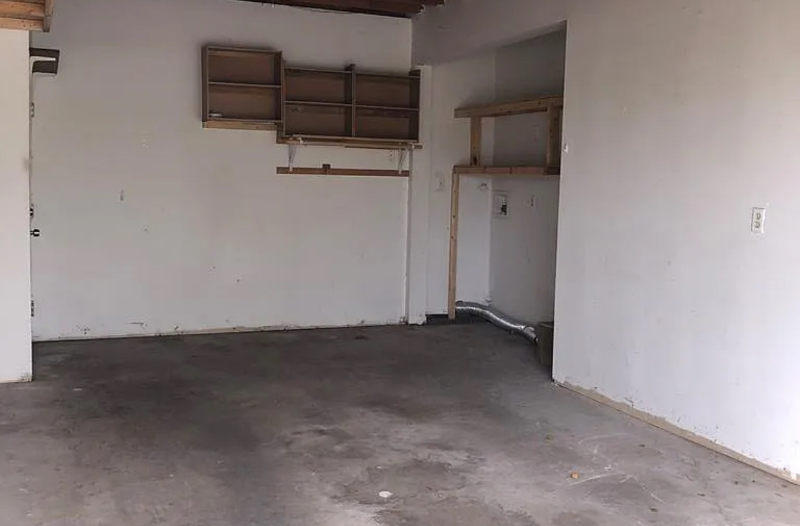 5806 Avenue Q 1/2 Rear - Photo 6 of 8