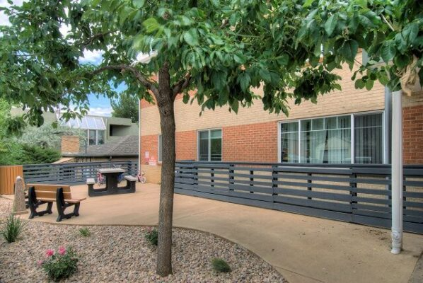 837 20th St #23 - Photo 2 of 9