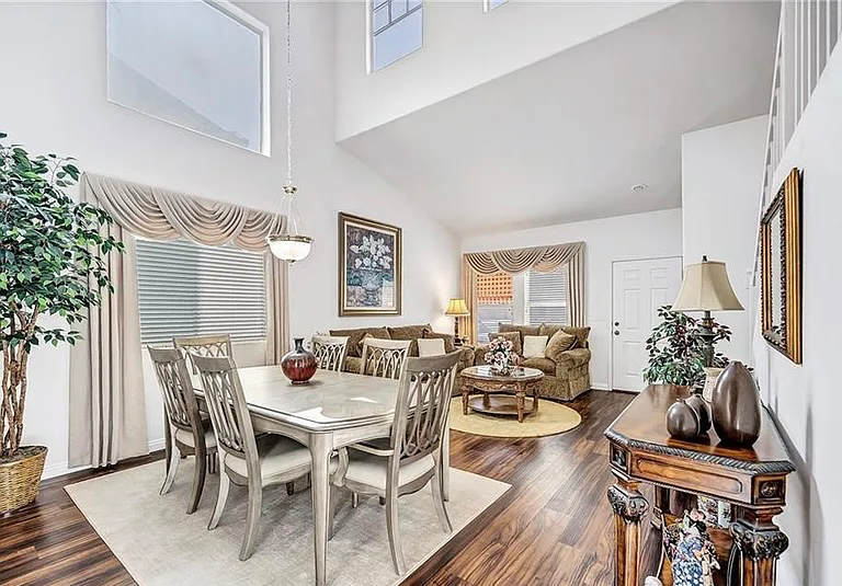 512 Red Shale Ct - Photo 3 of 10