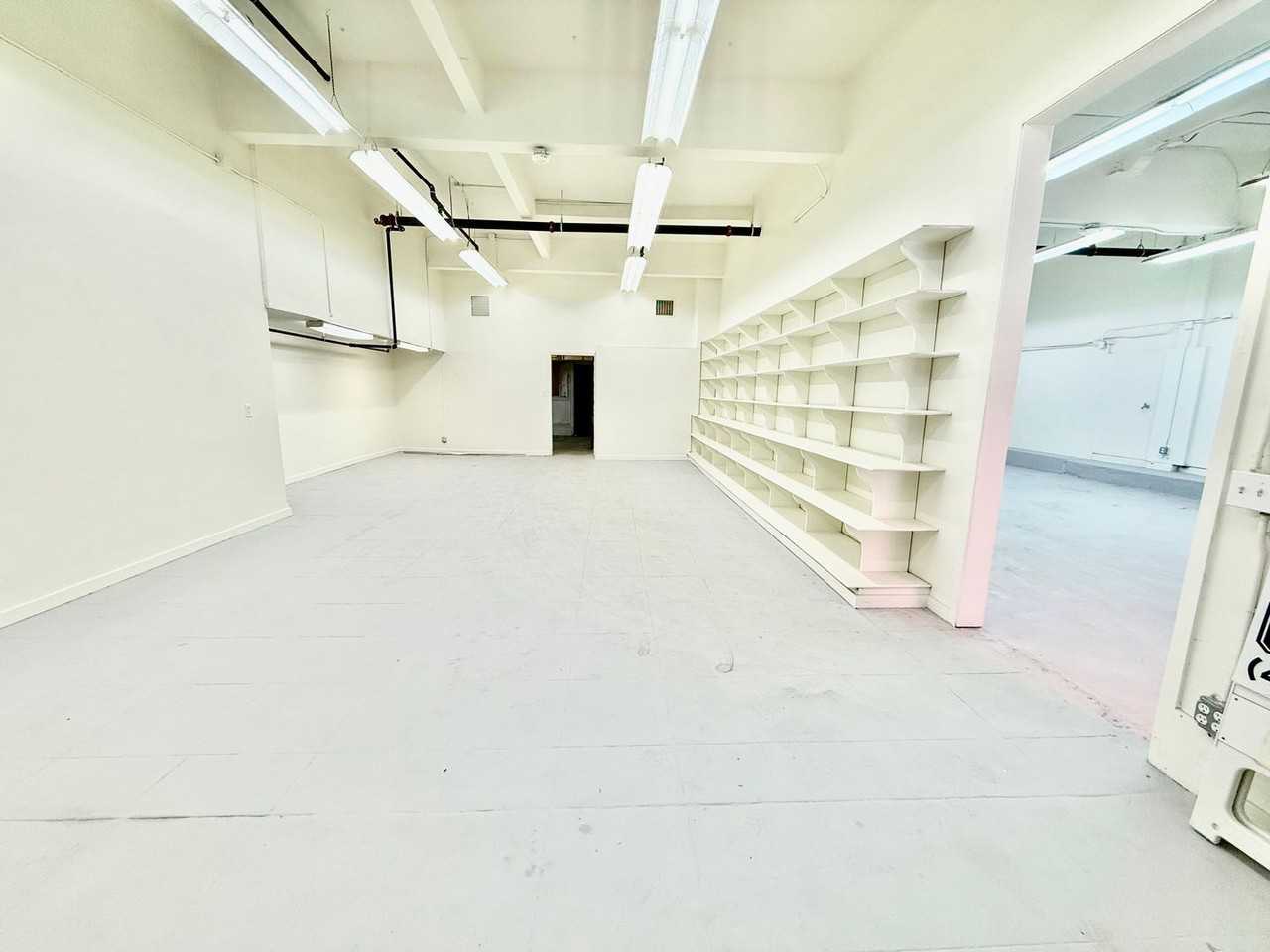 1412 Stockton St - Photo 2 of 10