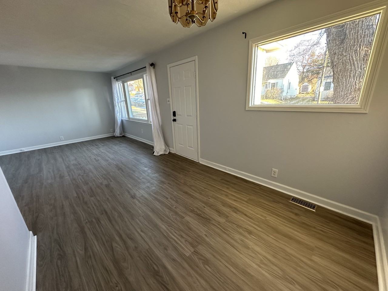 6531 Bayers Road - Photo 5 of 44