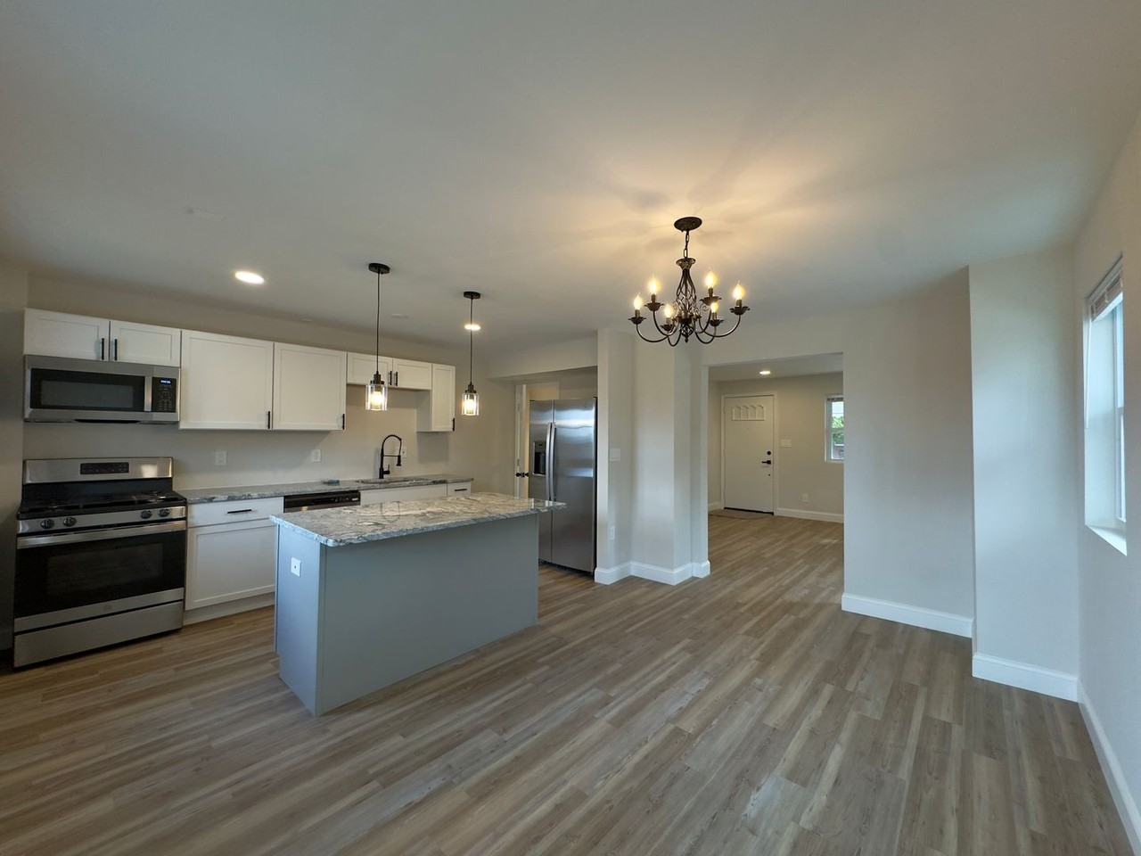 5430 Whitlock Rd - Photo 4 of 32