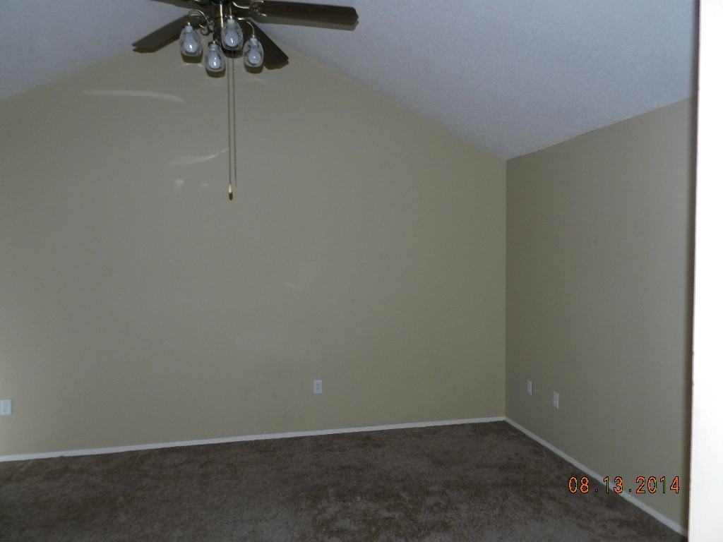 1805 W 5th St - Photo 3 of 10