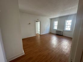 Bayard Manor Apartments - Photo 1 of 1