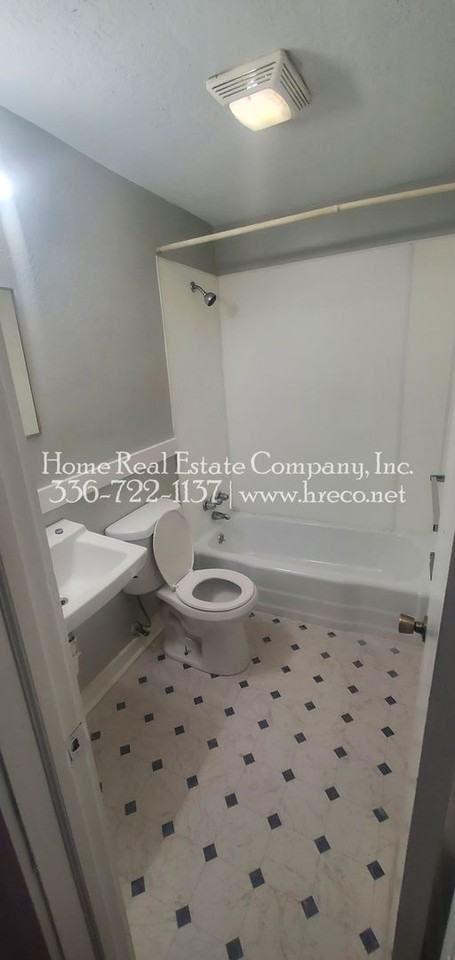 1425 Gholson Ave - Photo 6 of 7