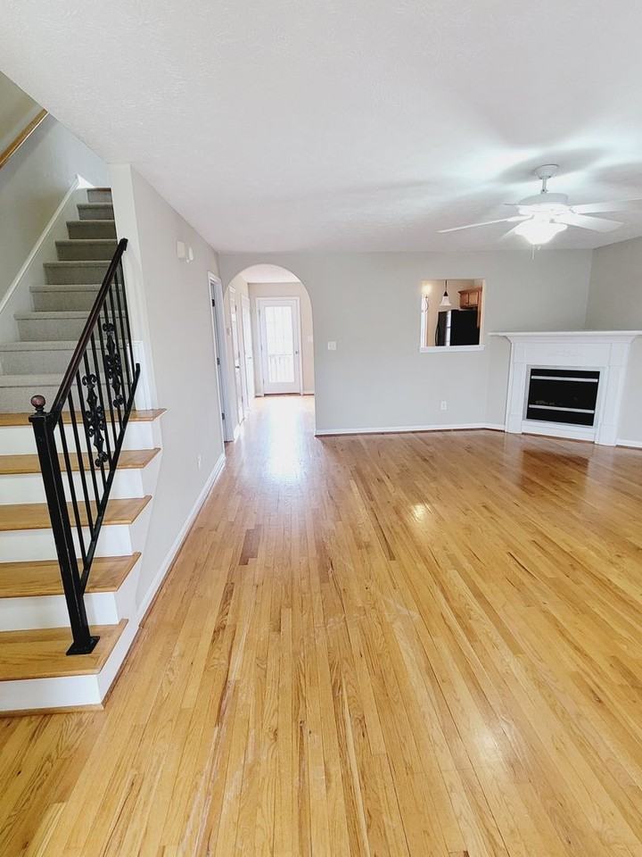 205 Northwynd Cir - Photo 2 of 15