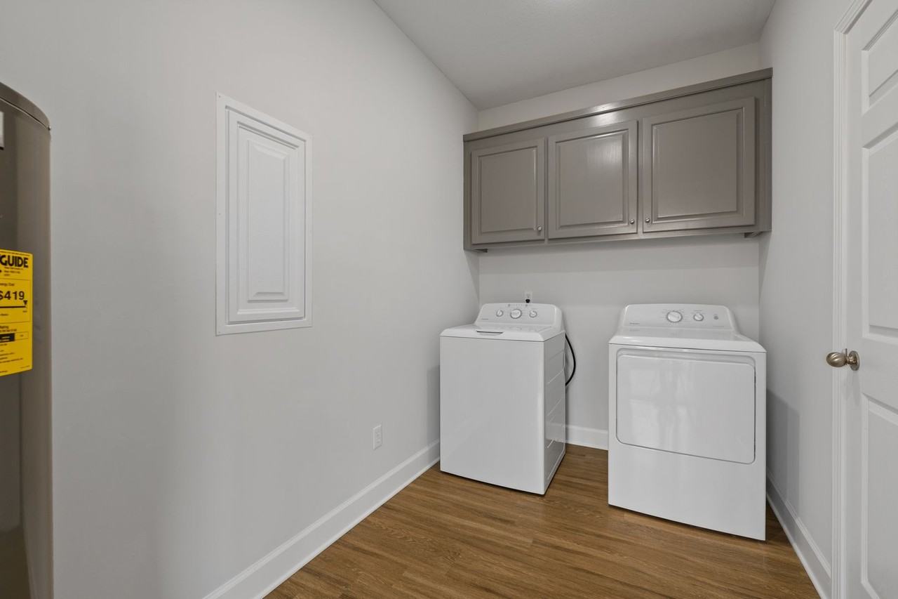 170 Wingate Ave - Photo 6 of 17