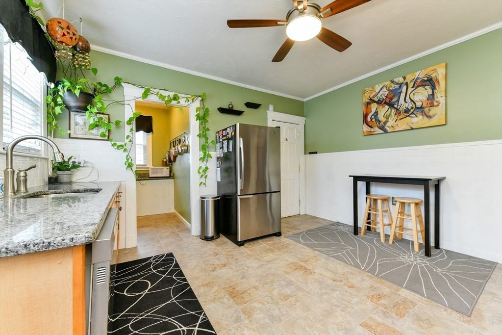 20 Hoyle St #1 - Photo 3 of 16
