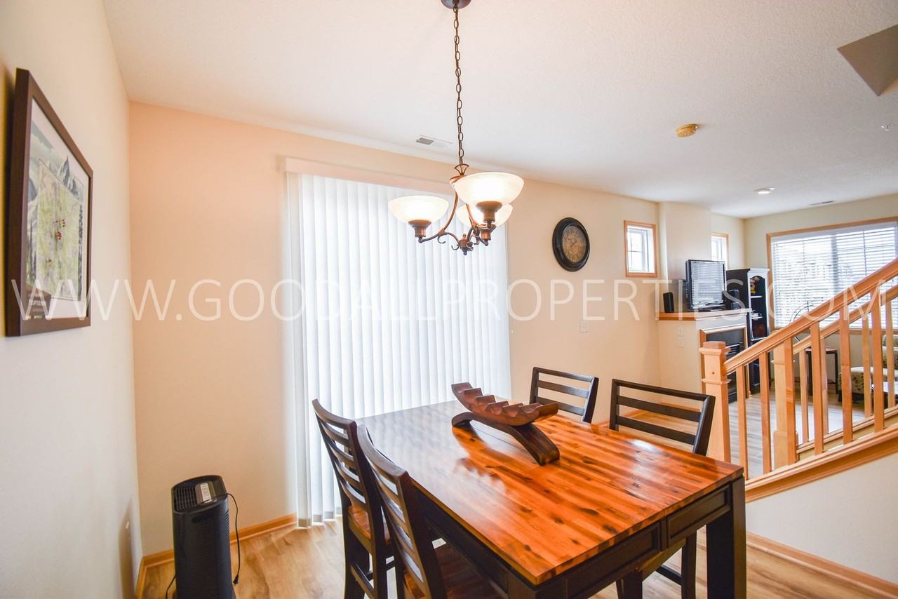 636 86th St - Photo 6 of 23